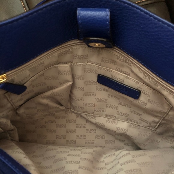 Michael Kors Hamilton Bag Royal Blue - Picture 12 of 14